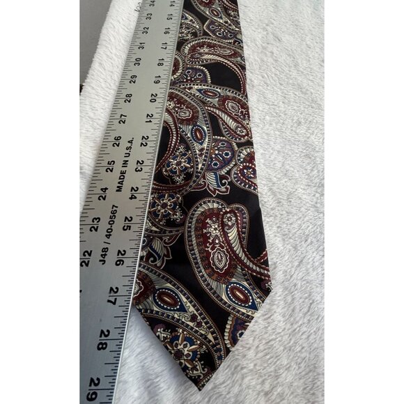 Christian Dior Monsieur Men’s Pointed Silk Tie Paisley Pattern Classic USA Made - Picture 3 of 4